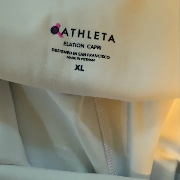 NWT Athleta High-Rise Elation White Capri Leggings, Size XL - Picture 10 of 11
